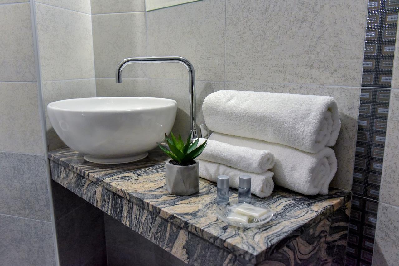 Central Guest Rooms Azenograd Kültér fotó